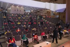 第四届“汉语桥”世界小学生中文秀首场过桥赛在津举行图片