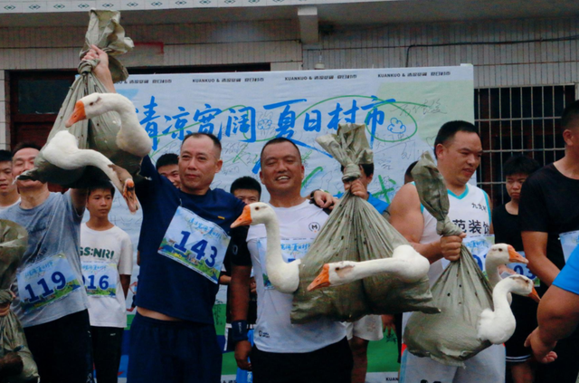 “清凉宽阔 夏日村市”丨宽阔镇“健康同行·共览宽阔风光”徒步活动举行