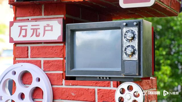 家门口的新佛山丨沿着彩虹河堤，“穿越”岭南文化精致小城