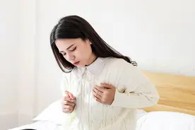 还以为是咳嗽惹的祸！浙江16岁高中生查出巨大肿瘤图片