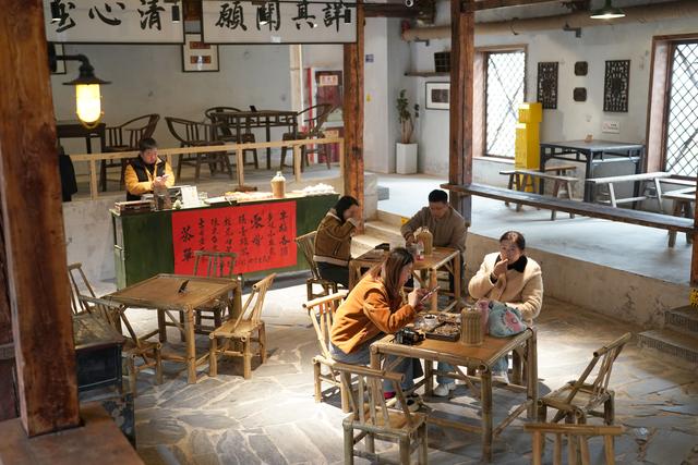 西安：老城“新社区”激发文化消费活力