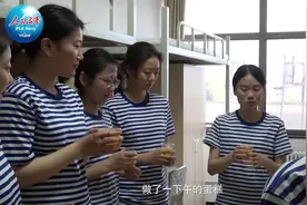 两次阅兵、三次转岗，这个女兵不简单！图片