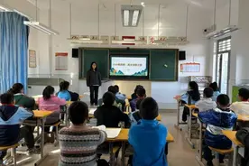 灞桥区东李小学开展英文诗歌朗读活动图片