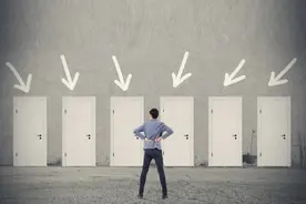 历史性一刻：个人房贷余额首现负增长，零售转型何去何从？| 愉见分享图片