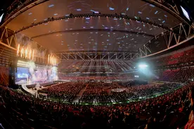 香港最大体育娱乐文化新地标！启德体育园“圈粉”外国记者图片