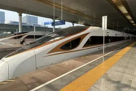 刚刚！沪宁沿江高铁首发试运行图片