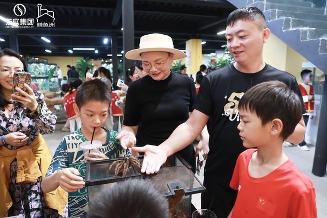 鳒鱼洲举行亲子研学课堂，沉浸式感受自然文化美学