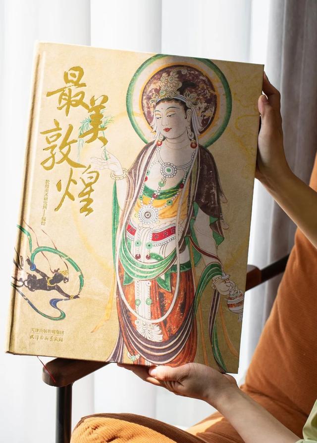 每年2000万人跑来朝圣，可惜她的美，正在倒计时