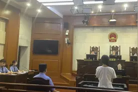 女主播网恋“榜一大哥”为此诈骗粉丝300万，花了700万才知男友是女骗子图片