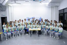 青春主场 有我在场｜黄佳：让大家融入集体、认可集体并为之努力，犹如看着自己的孩子在一步步成长壮大图片
