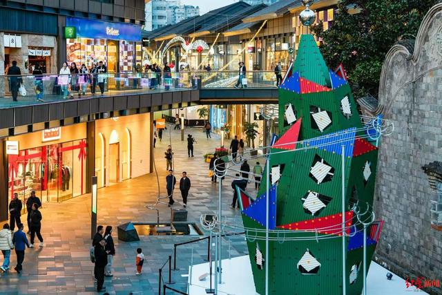 暖冬新场景涌现，成都冬日消费热潮来袭