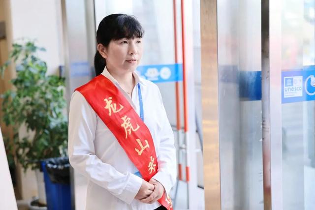 国庆假期过半，安全秩序不松懈！龙虎山文明旅游服务暖人心！