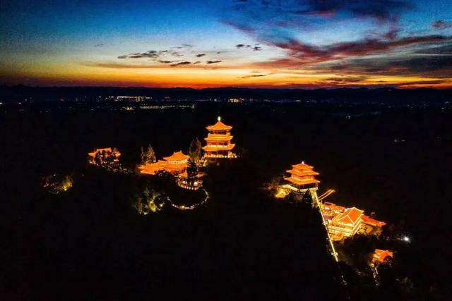 丹霞歌未歇，云海觅知音：湘西州原创歌曲展演邀约