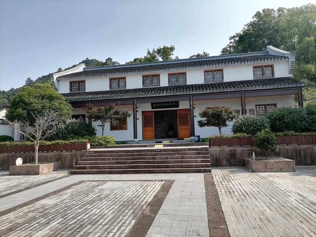 晚潮｜一片丹心系家国