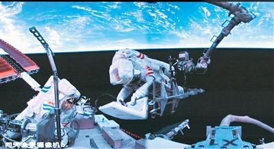 太空千日 收获满满