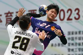 #（体育）手球——全国女子锦标赛：江苏队晋级决赛图片