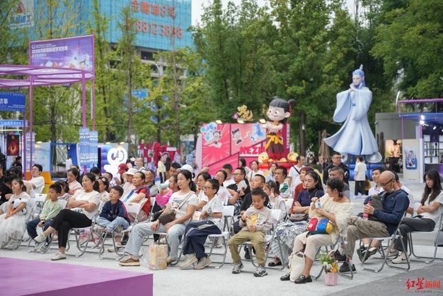 22.8万余人次打卡这条潮玩大街！成都本土文创IP盲盒成“爆款”