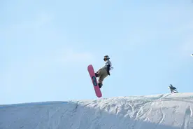 主场状态就是好 晋级名额5占2 杨文龙、苏翊鸣齐赞“雪飞天”图片