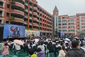 武汉二中校园开放日：学霸端出“美食攻略”剧透活动多，家长直呼“颠覆印象很向往”图片