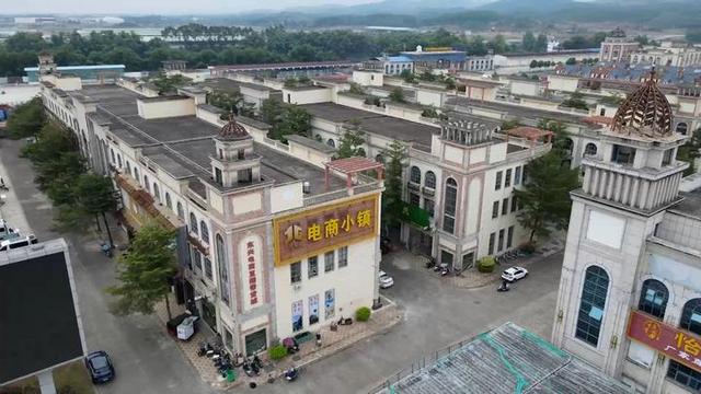 边境口岸听发展｜“火热”的口岸见证开放新活力