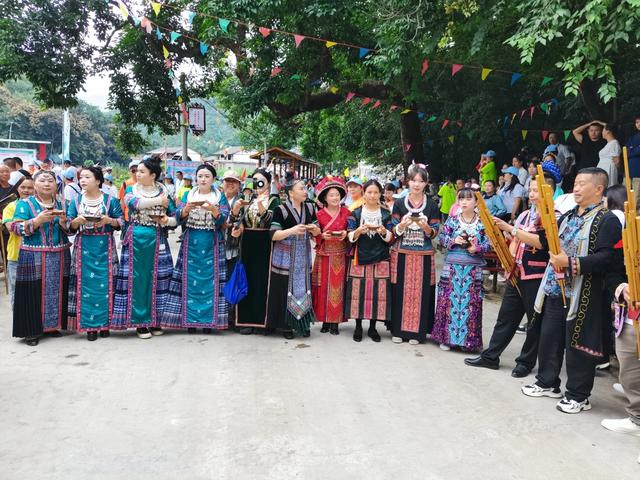 世界第一高桥带火关岭文旅 双节假期揽客34.5万人次