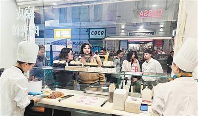 “夜经济”展现城市魅力