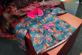 好看又实用！沂蒙小棉袄成了非遗博览会上的“时尚担当”图片