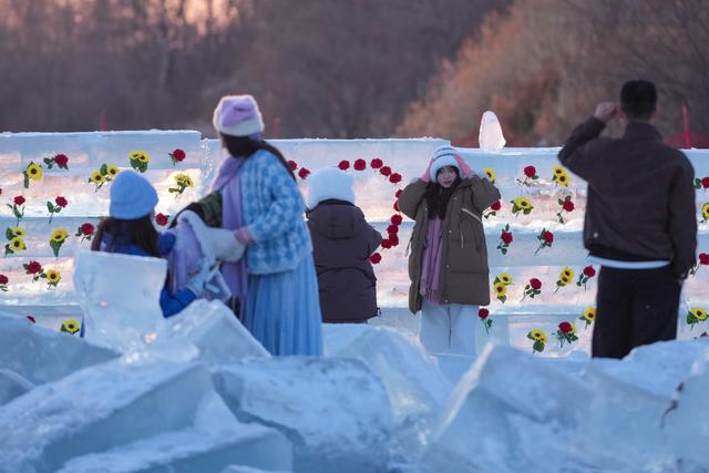 尔滨“钻石海” 浪漫赏落日