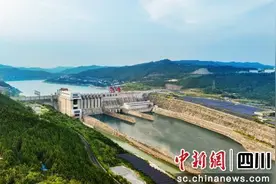亭子口水利枢纽完成蓄水保供任务图片