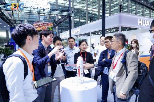 首届CEIC2025消费电子创新大会在深圳举行