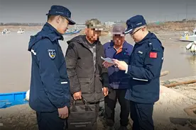 上海浦东海警局：春节期间海底电缆管道保护不停歇图片