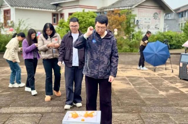 青春集结！通江青年 “恋” 上耳乡的浪漫时刻