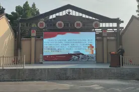 河南洛宁：乡里中心激活中高村图片