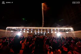 广州天河惊现“天梯”烟花，西派天河序240㎡大平层登场图片