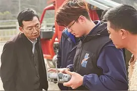 “隐形翅膀”助力农林产业“高飞”我县积极推进无人机普及运用助力新农业革命图片