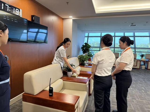 怀化芷江机场圆满完成第五届省旅发大会保障任务