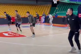 山东男篮今日集结备战杯赛，四名外援稍晚归队图片