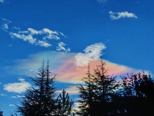 “彩云”之南 名不虚传！祥云已至，假期预定！