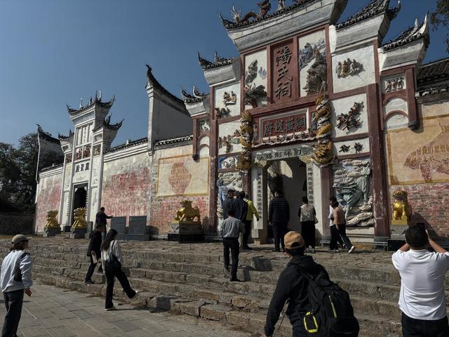 第三届名评名家湖湘汇网络主题活动走进怀化，感悟独特福地魅力