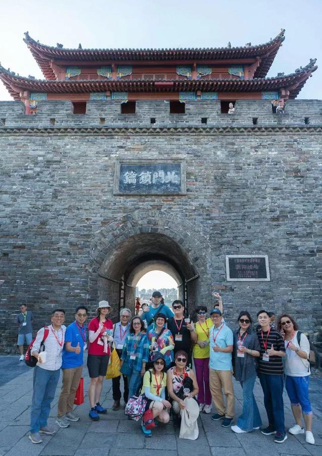 香港多家旅行社到襄阳踩线，旨在壮大跨境游、鄂西深度游