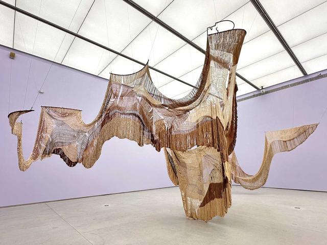 最新资讯-这届上海双年展，是给感官和心灵的“光合感化”(10)