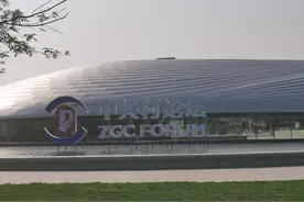 2024中关村论坛探馆：随处可见“黑科技”图片
