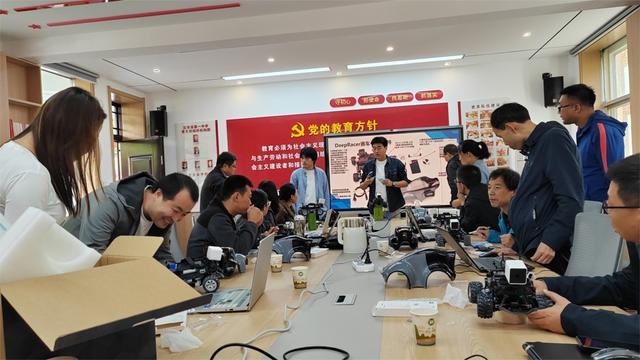 “科创教室”公益项目助力中西部孩子上优质科学教育课