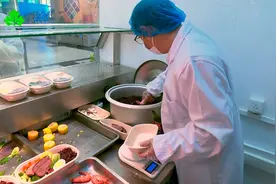减脂餐、减脂课统统安排！上理工助学子享“瘦”青春图片