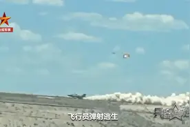 美F-35B战机 刚出厂就摔了！图片