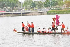 “波罗诞”正诞日迎庙会大戏图片