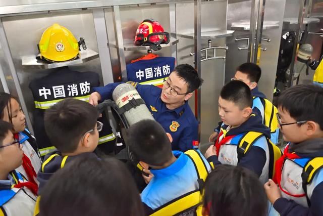 走！跟着研学少年们触摸历史、解锁科技、探寻自然！