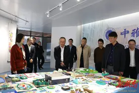 长沙市天心区委常委、政法委书记孙泉到中雅培粹学校（南校区）开展“法治副校长”进校园活动图片