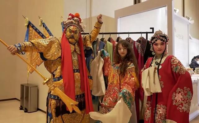 首台！首家！“入境游”消费体验再升级