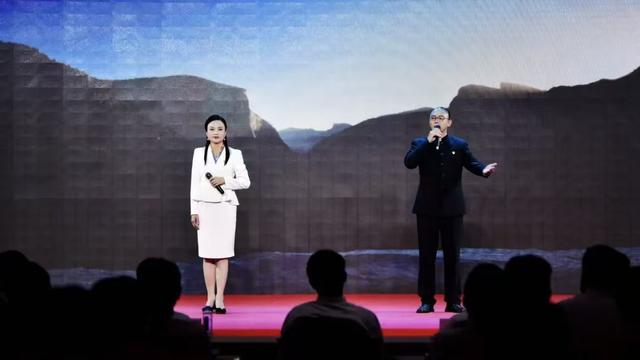 中原油田举办“诗海扬帆·油韵长歌”音诗诵读会